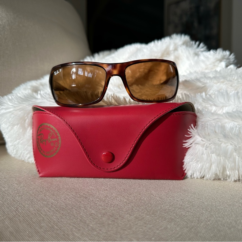 Ray Ban Sunglasses - Picture 2 of 5